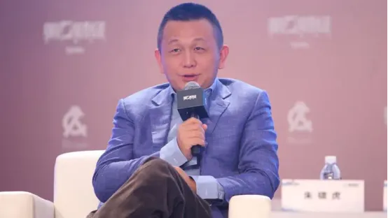 刘强东低调加仓具身智能，京东这次要打“实体牌”