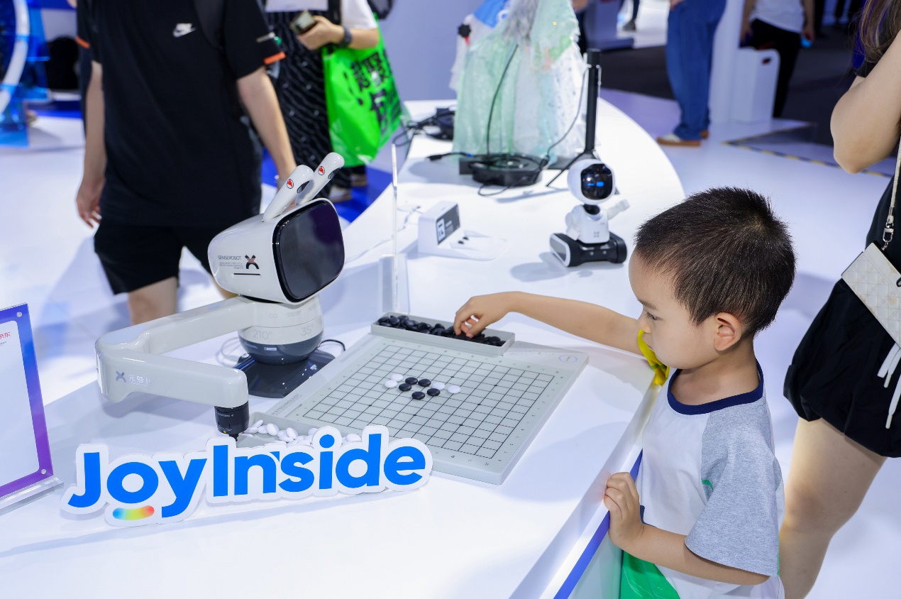 京东大模型品牌全新升级为JoyAI，加速产业走向深度应用