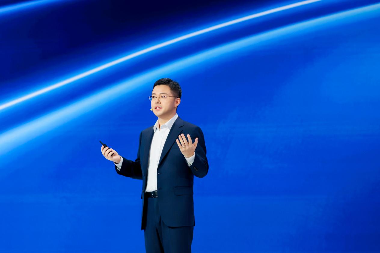 百度：打造最硬AI云，昆仑芯未来五年“按年上新”